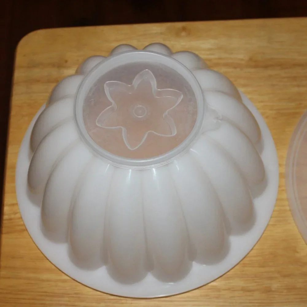 Vintage White Tupperware Jello Mold